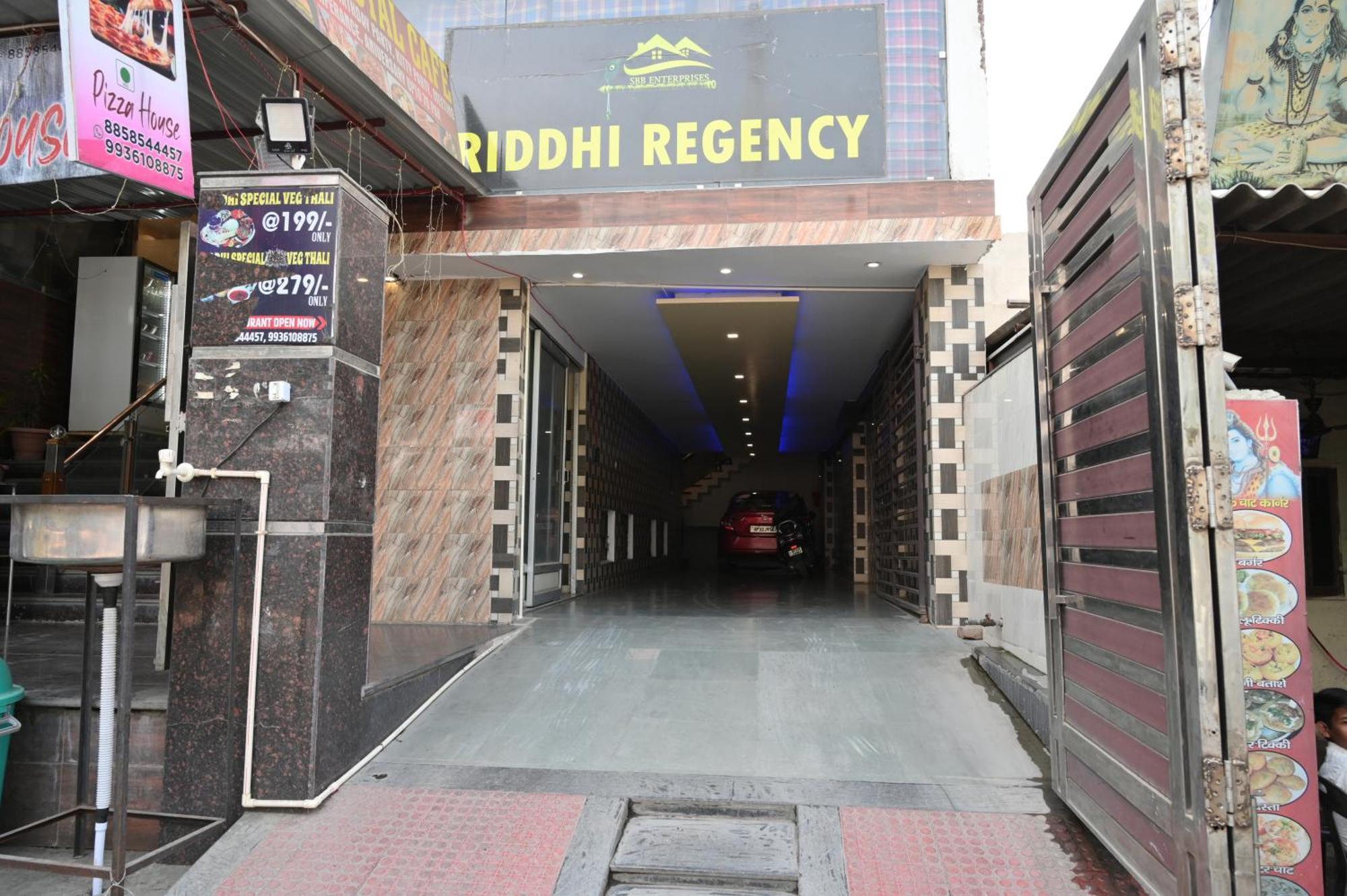 Hotel Riddhi Regency Lucknow Dış mekan fotoğraf
