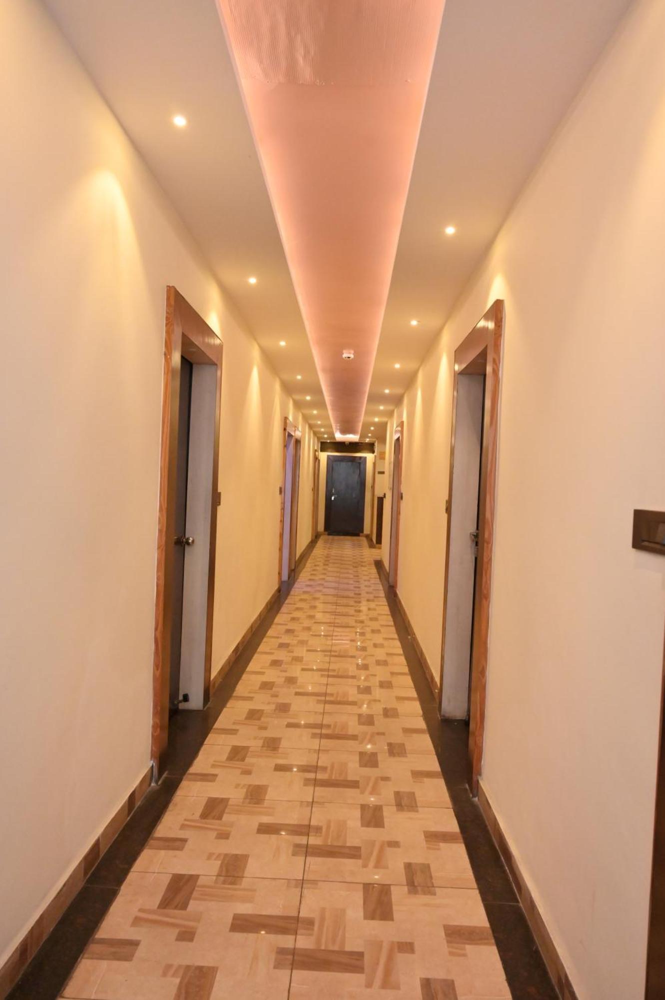 Hotel Riddhi Regency Lucknow Dış mekan fotoğraf