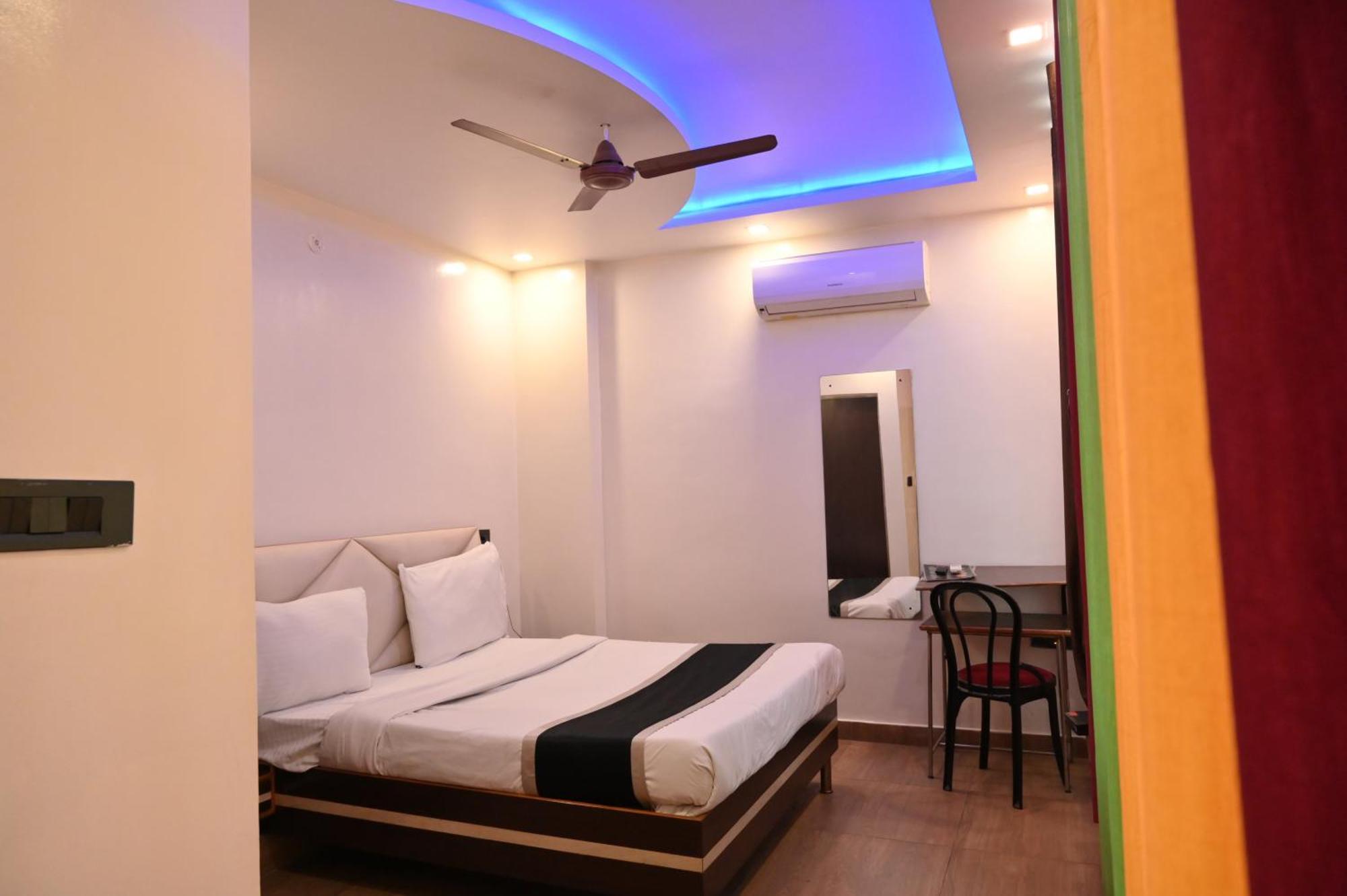 Hotel Riddhi Regency Lucknow Dış mekan fotoğraf