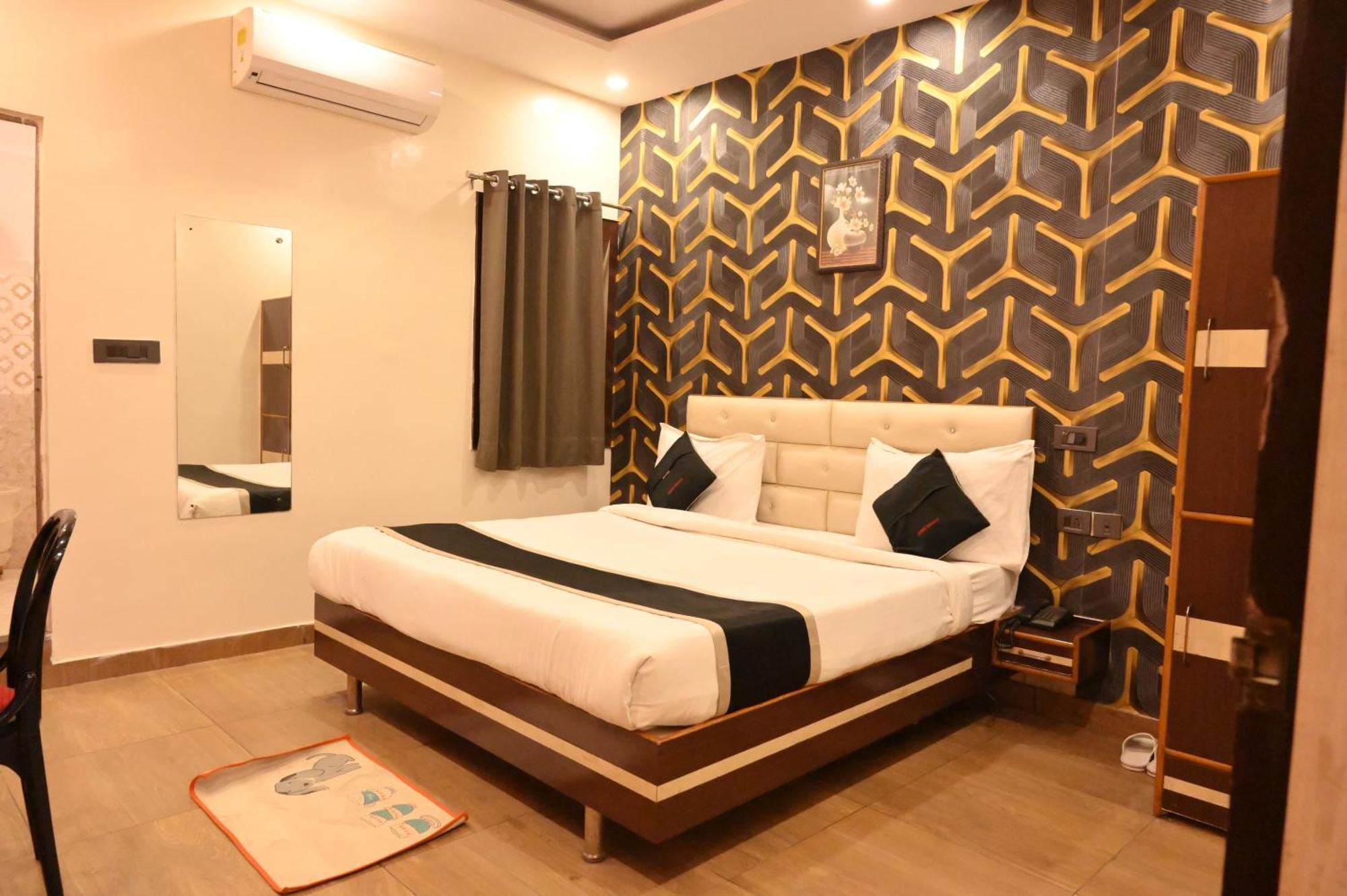 Hotel Riddhi Regency Lucknow Dış mekan fotoğraf