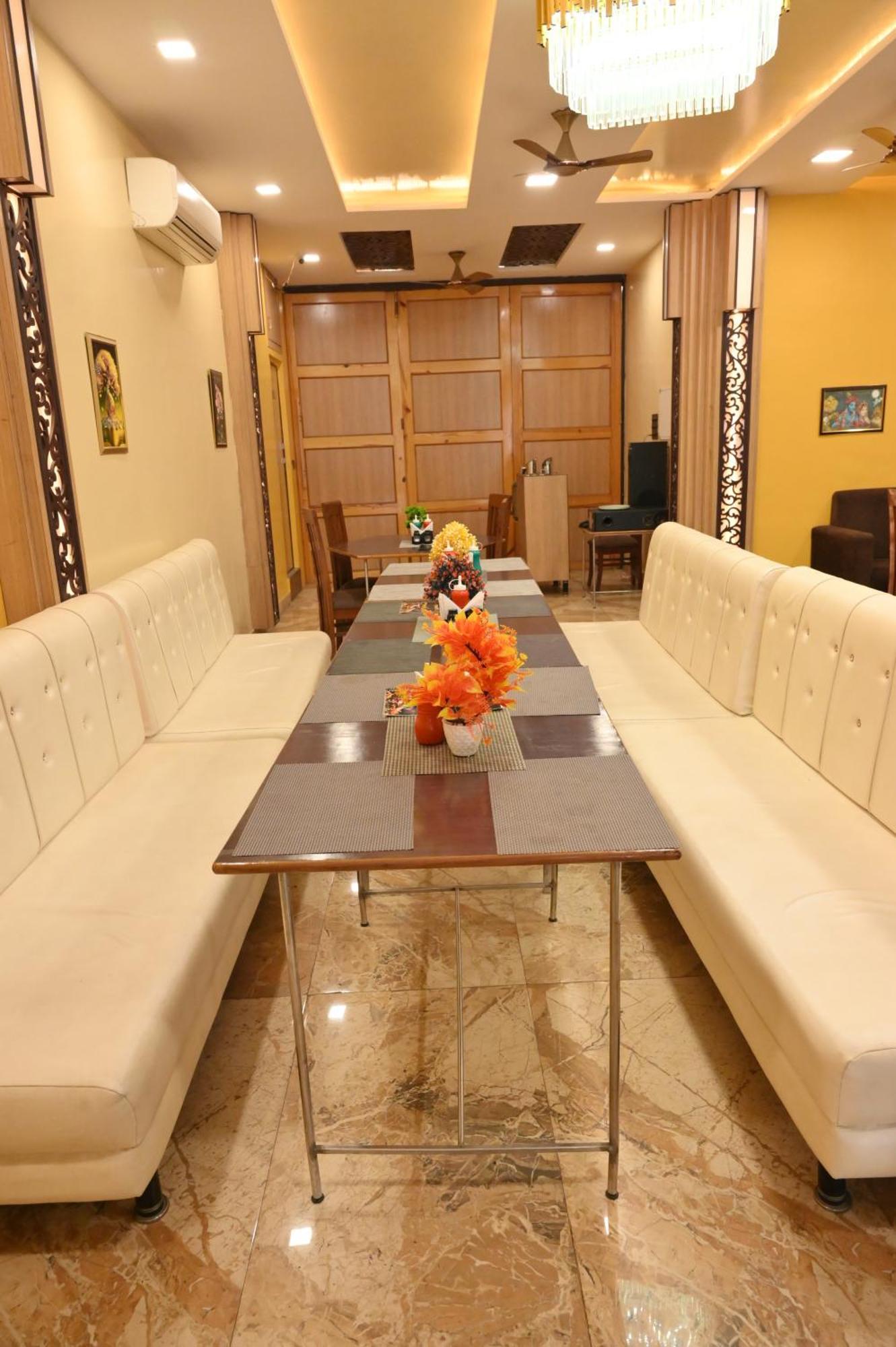 Hotel Riddhi Regency Lucknow Dış mekan fotoğraf